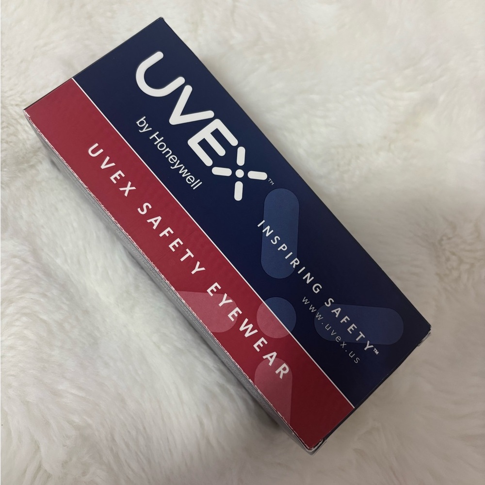 UVEX S2500 Safety Eyewear